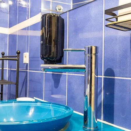 Apartment Grand Studio Rue Grenier A Riom